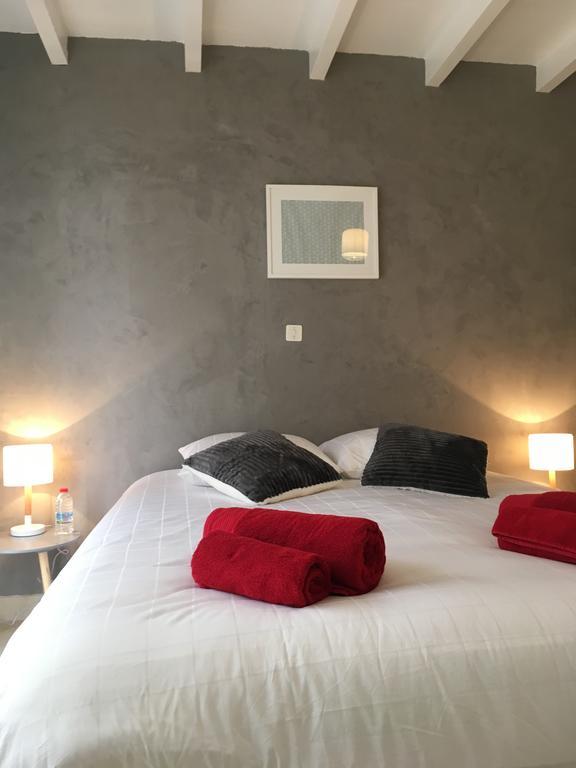 Chambres D'Hotes Des Tours A La Rochelle La Rochelle  Exterior photo